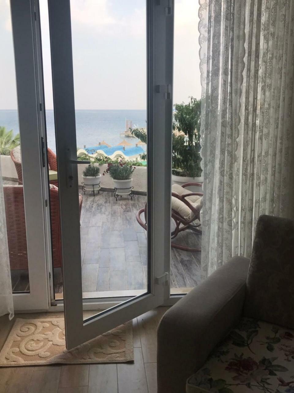Bougainville Bay Resort - Villa 11 Sarande Bagian luar foto